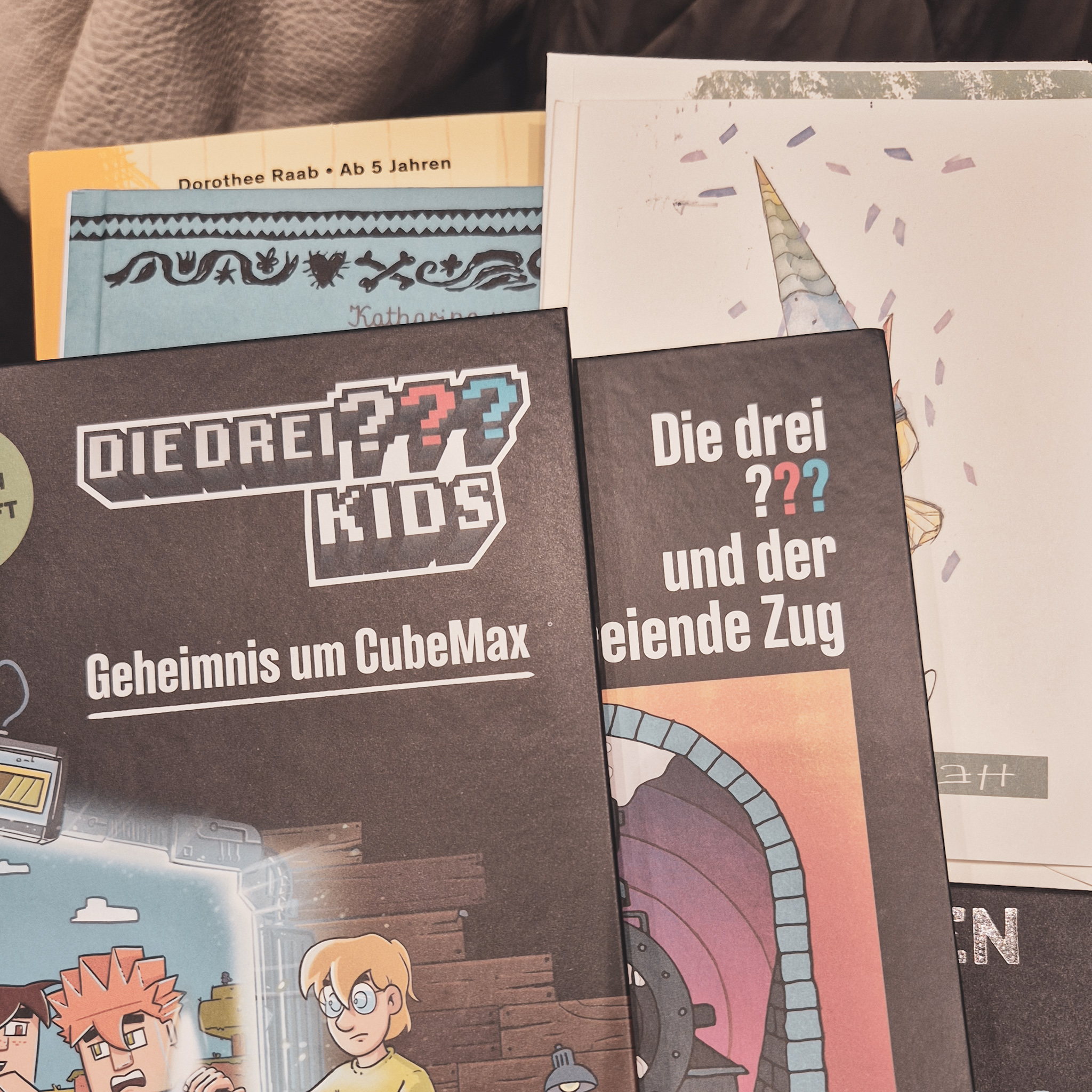 Mehrere Bücher